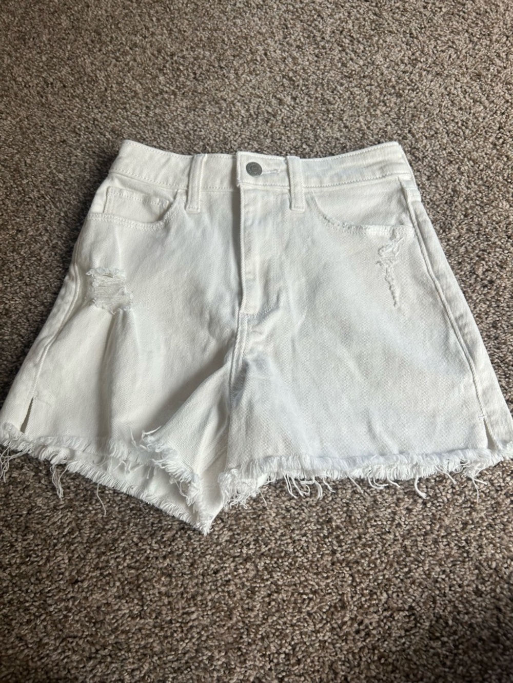 Hollister White High-Rise Curvy Jean Shorts